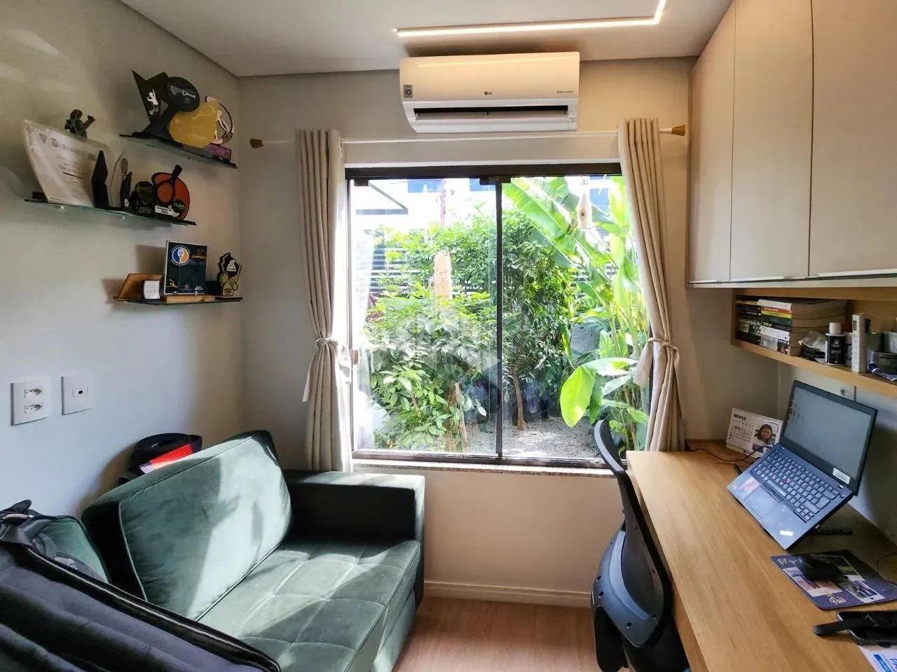 CASA COM PISCINA E CHURRASQUEIRA 3 QUARTOS SENDO 1 SUÍTE NO SACO DOS LIMÕES FLORIANÓPOLIS - Foto 4
