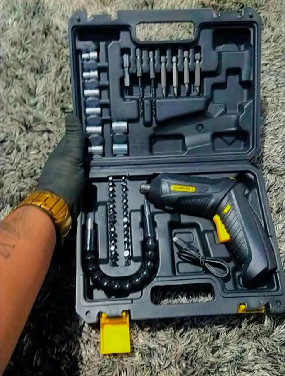 Parafusadeira Elétrica 12V com 40 Bits e Flexível