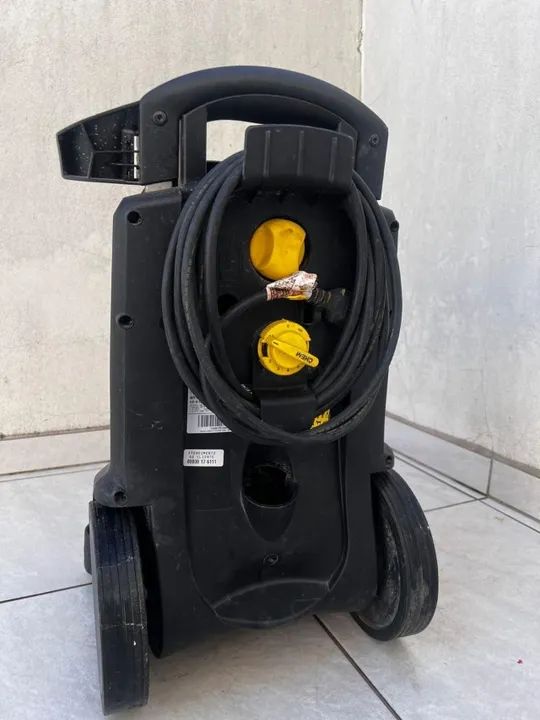 Lavadora Alta Pressão 2175l Profissional Karcher hd 6/15 - Foto 2