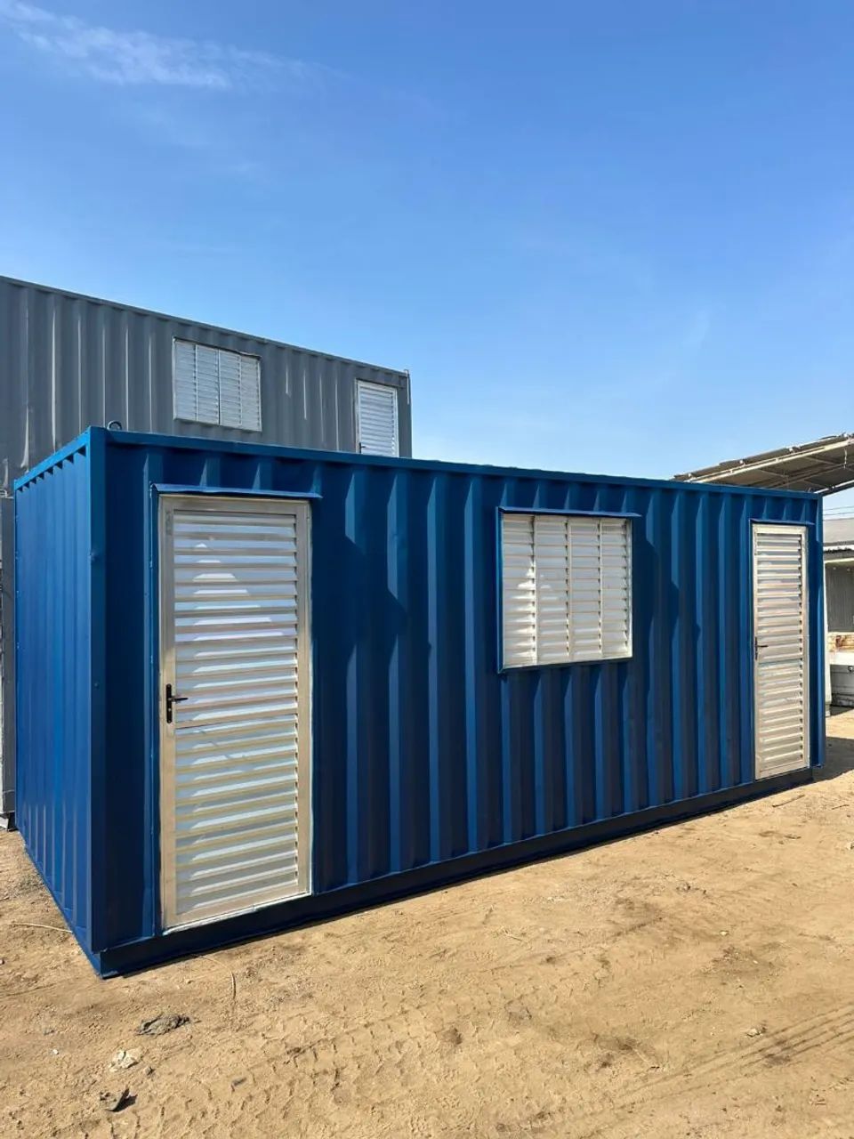 Container  escritório c/ banheiro simples