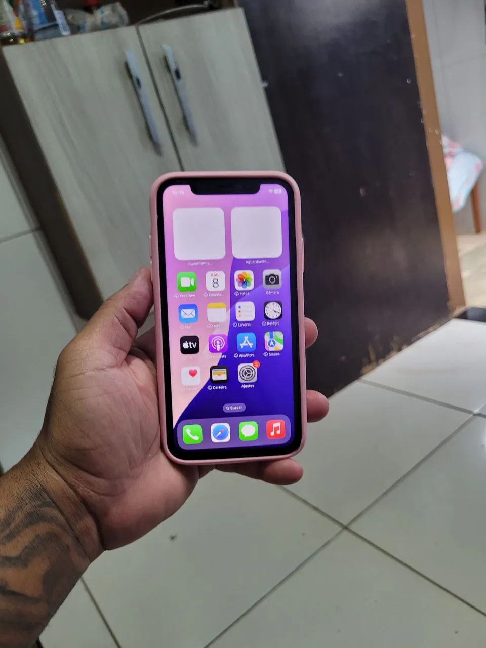 Iphone 11 64 gigas. Face id ok..leia a descrição - Celulares e