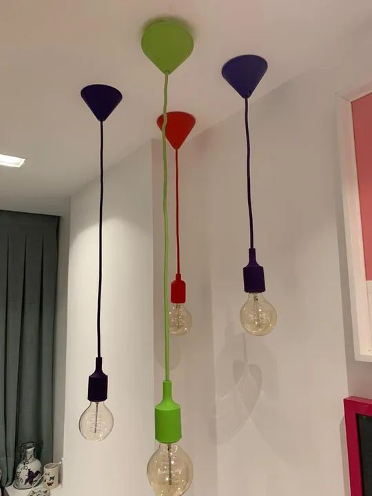 4 luminárias colorida + 4 lâmpadas filamentos  - Foto 3