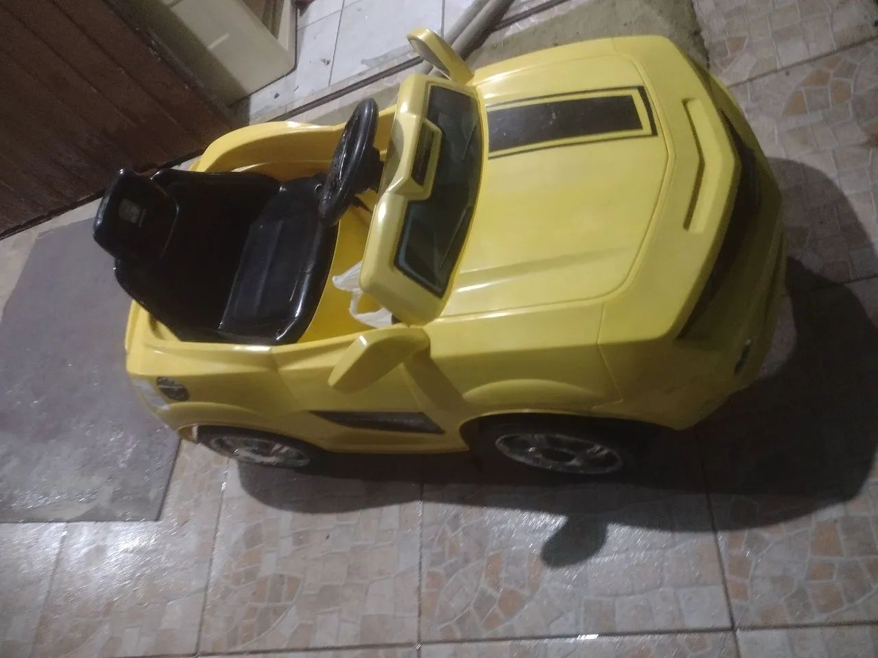 Carro Elétrico Infantil Camaro Amarelo - Foto 5