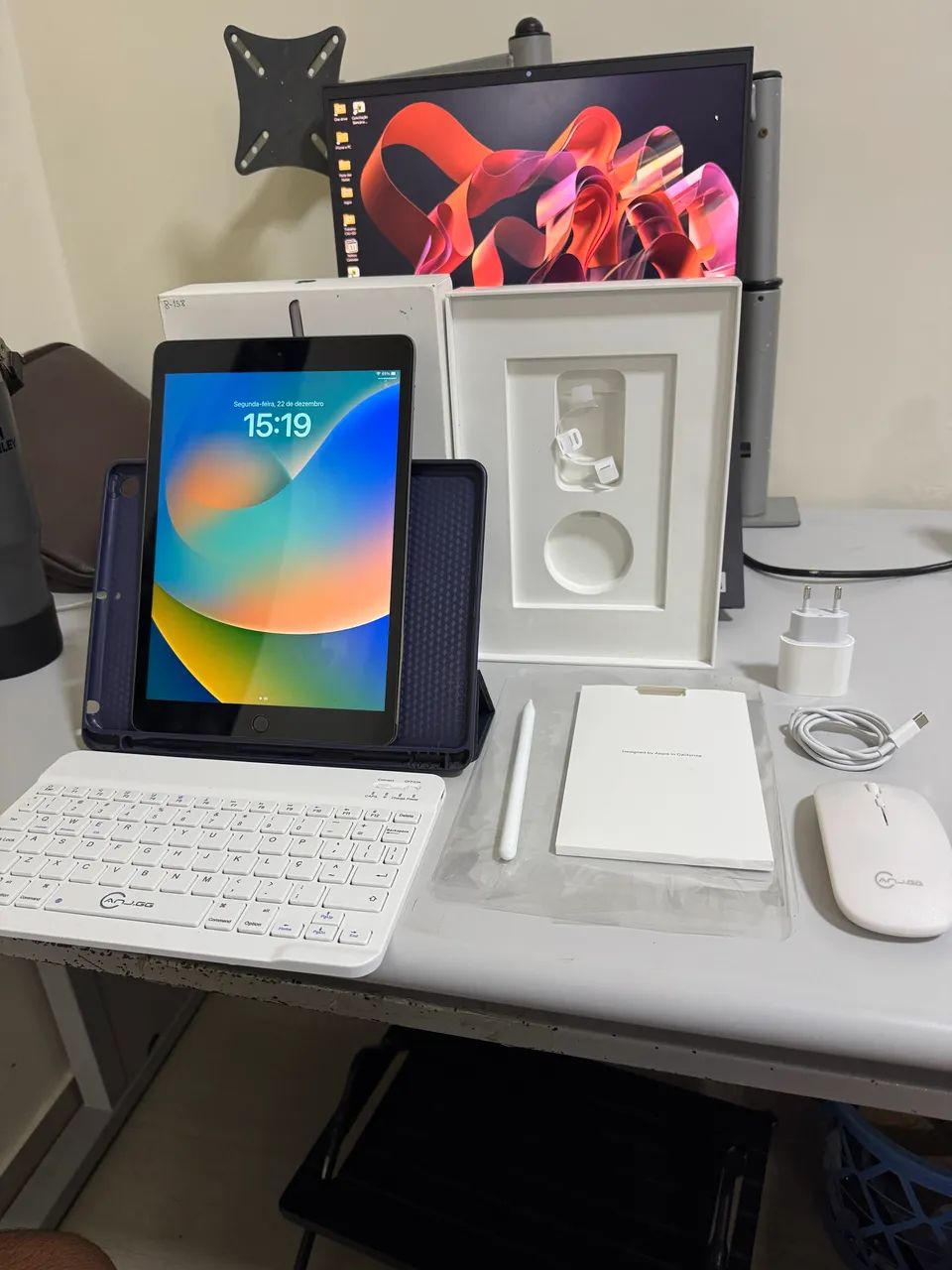 iPad 8 32g - Envio OLX Pay / Com Pencil, Capa, Teclado e Mouse - Parcelo 18x