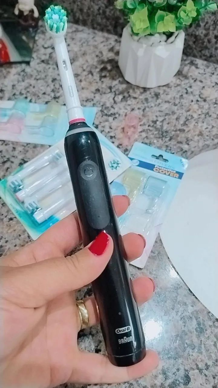 Escova de Dentes Elétrica Oral-B Pro Series 3 - Bivolt - Foto 3