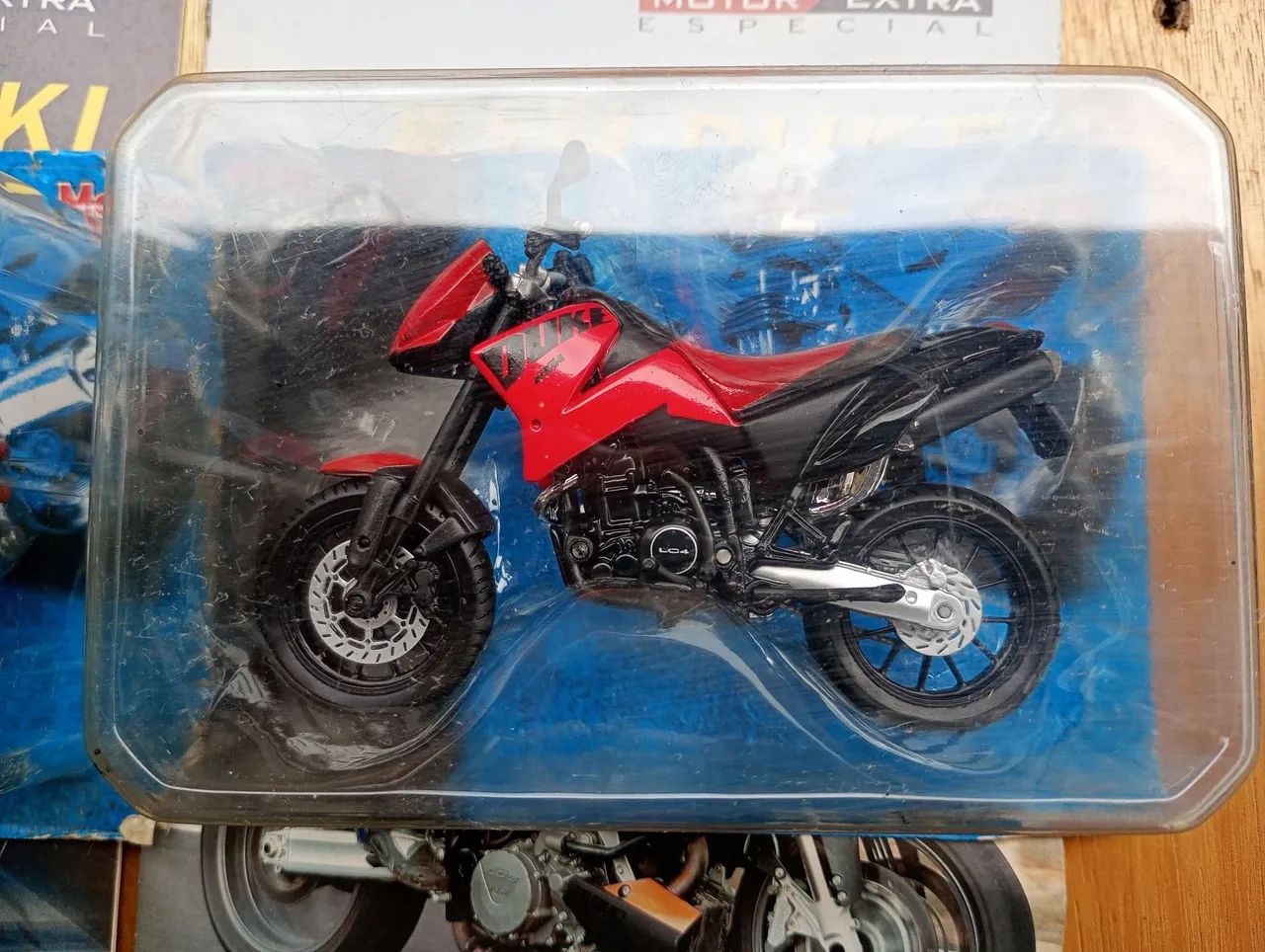 Miniaturas de moto lote com 3 peças  - Foto 3