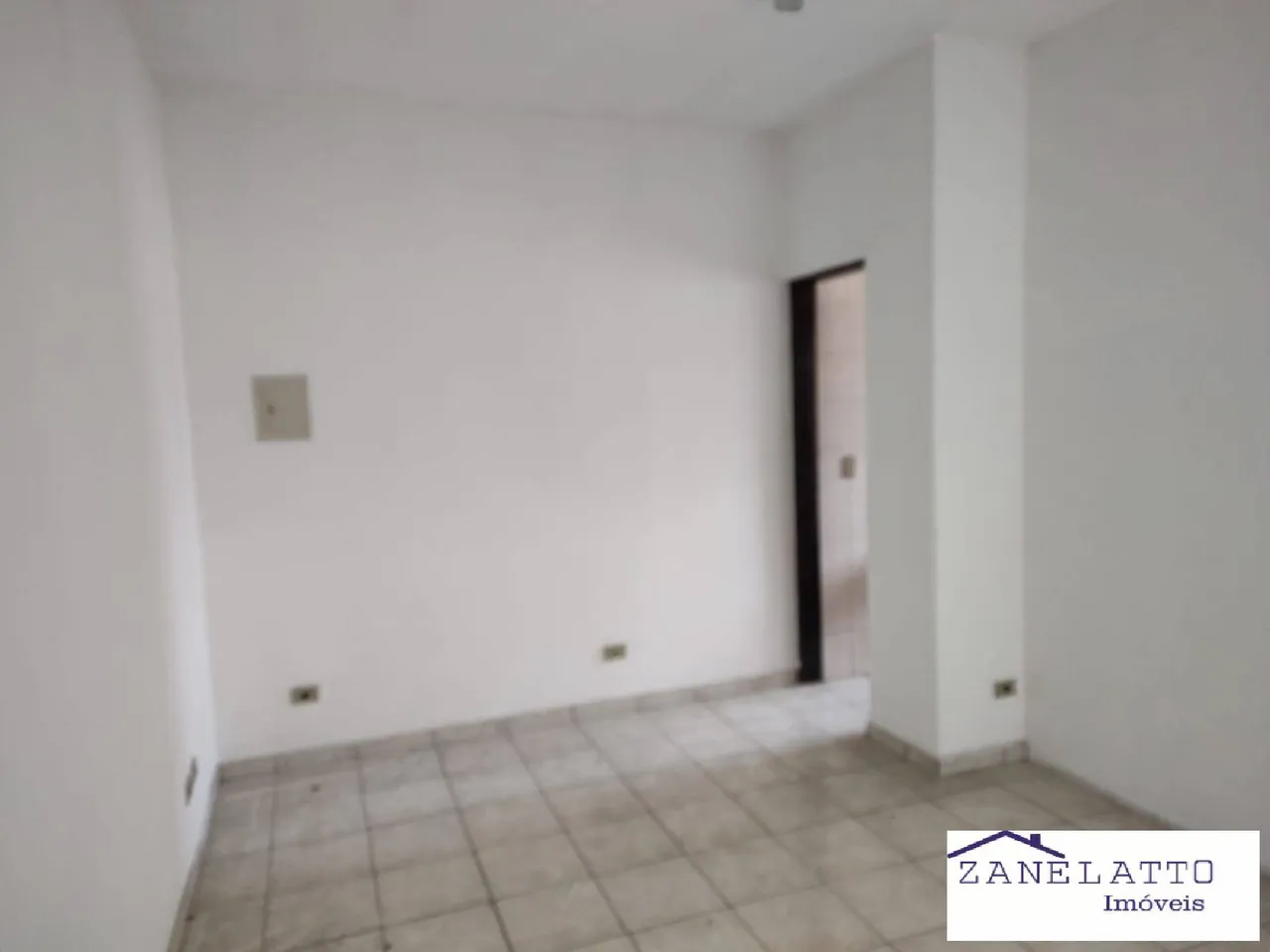 SALAS COMERCIAIS 32 M2 A 45 M2 NA ESTRADA DO CAMPO LIMPO