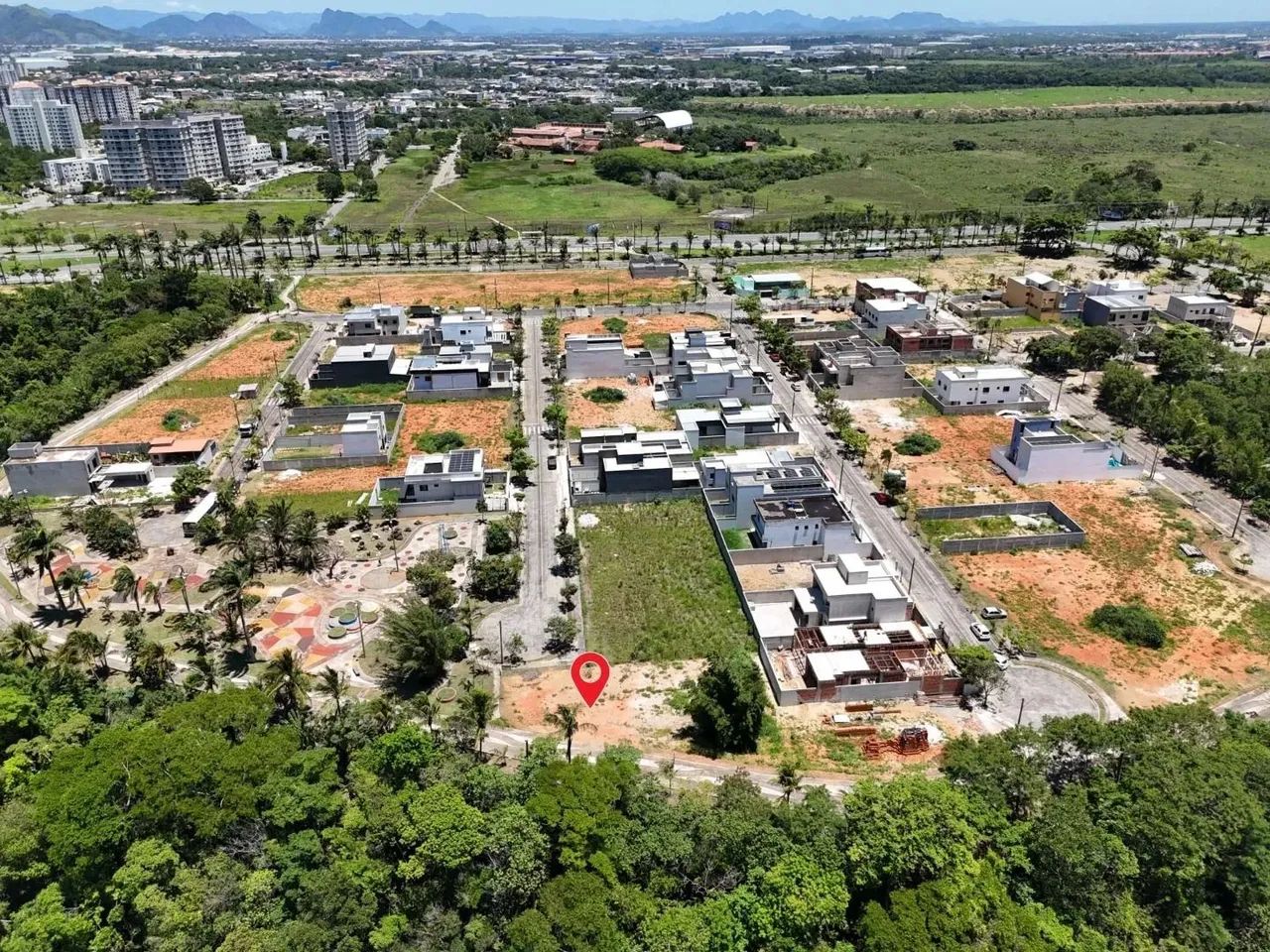 Terreno à venda, 695 m² por R$ 900.000,00 - Manguinhos - Serra/ES