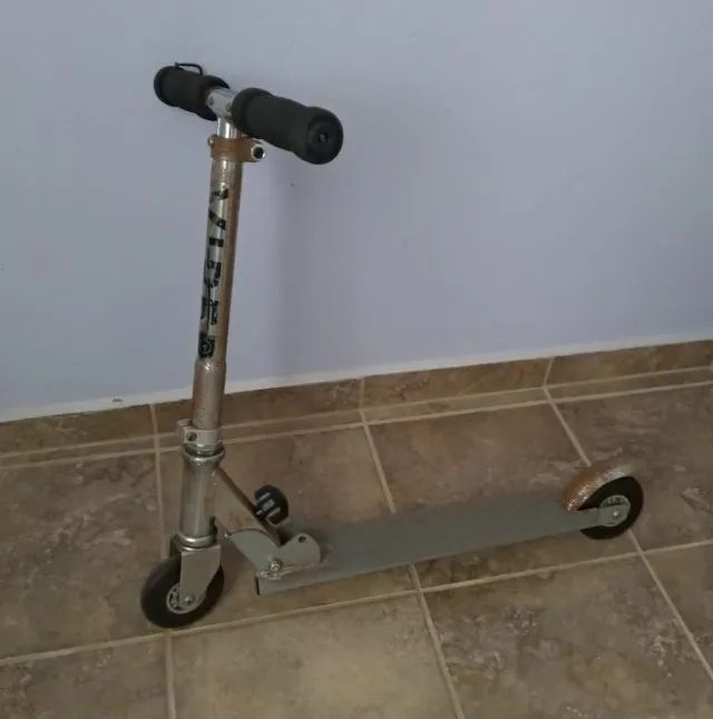 Patinete Dobrável Com Regulagem de Altura