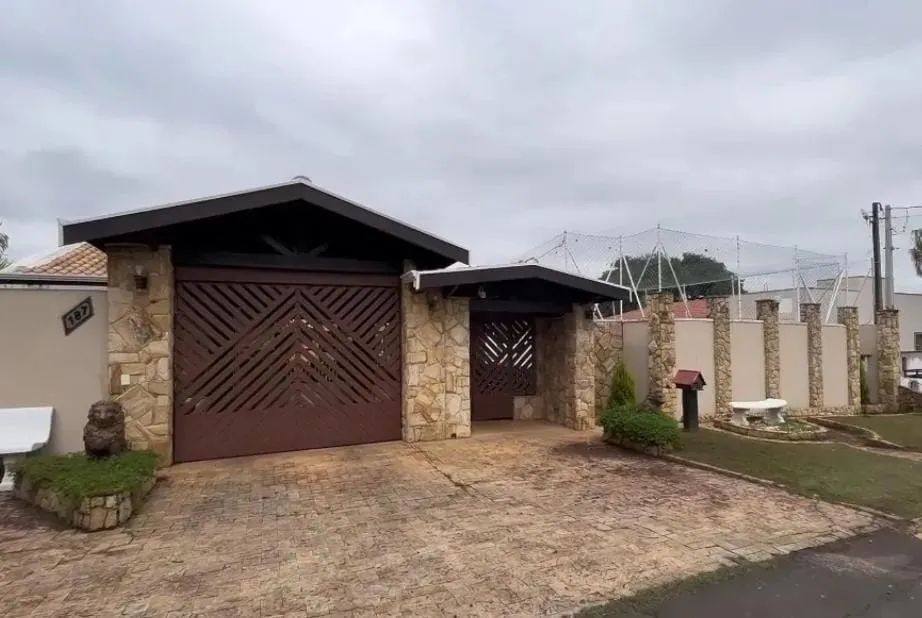 Casa à venda, 480m² por R$1.350.000,00 no condomínio residencial Haras São Luís  Salto/SP
