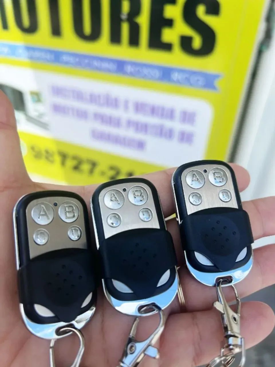 Controle para motor de portão de garagem cromado entregamos já codificado - Foto 3