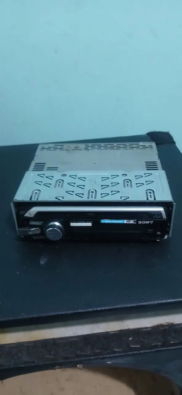 Rádio e caixa pra grave de 15"