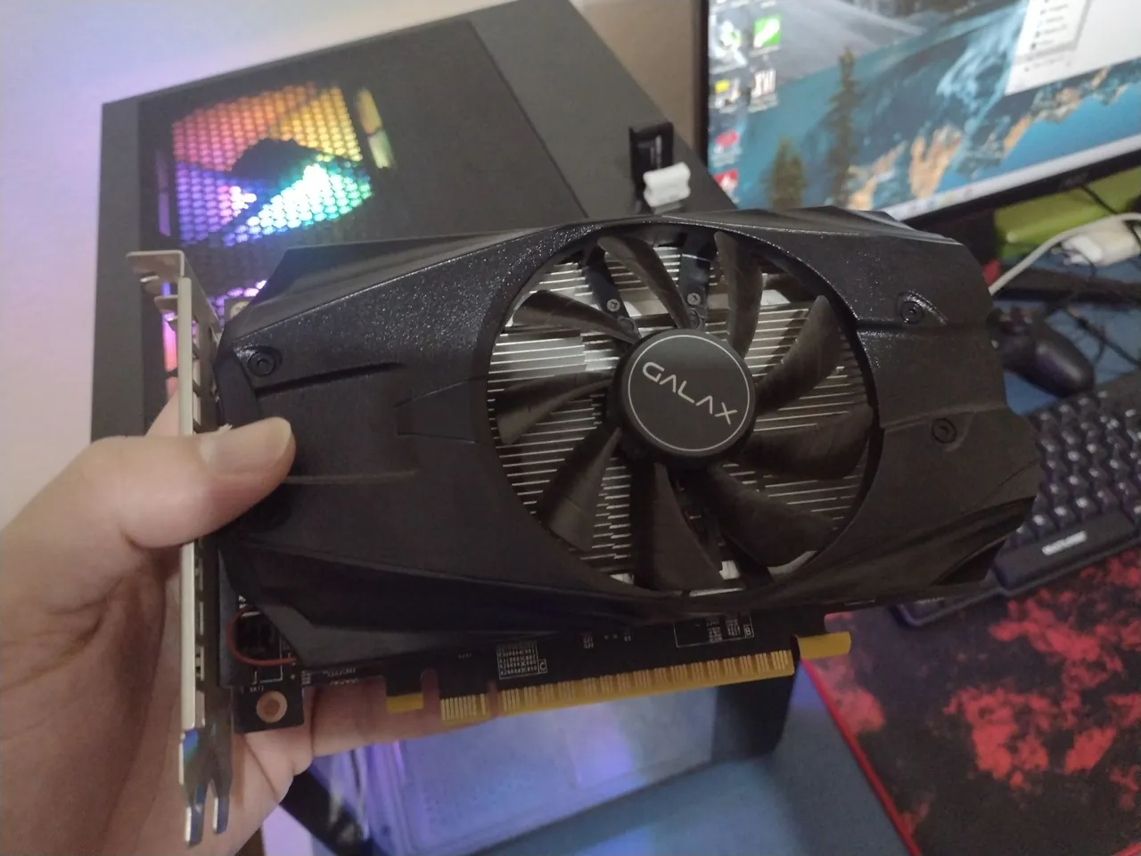 Placa de Vídeo GTX 1050 2GB OC Galax