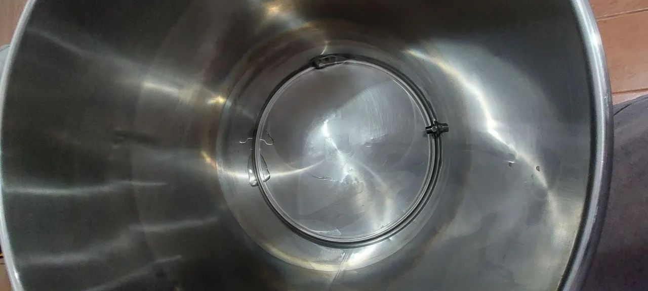 Tanque de Inox 130 Litros com Torneira - Foto 3