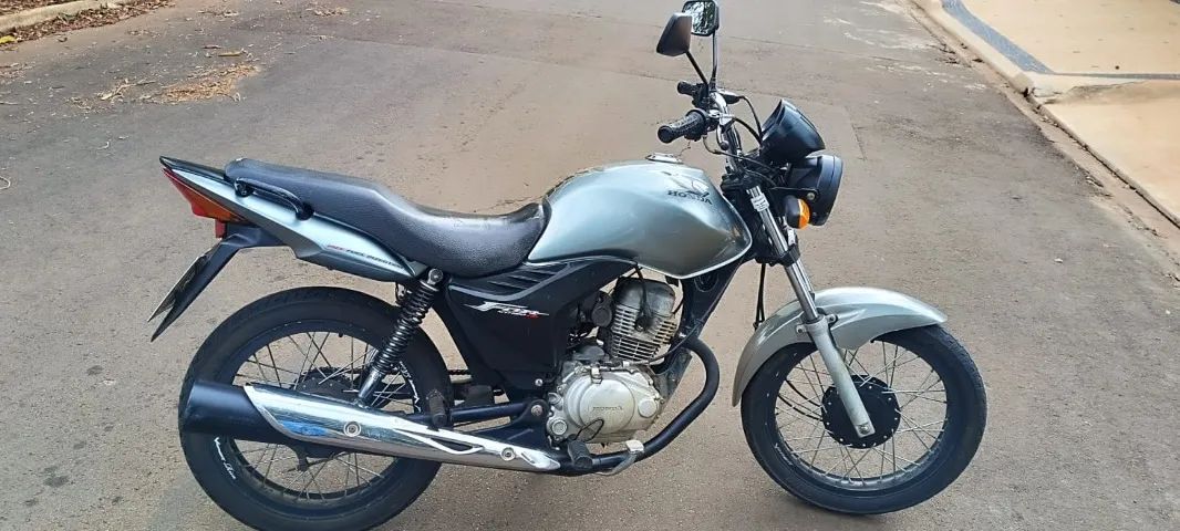 Motocicleta segundo dono 