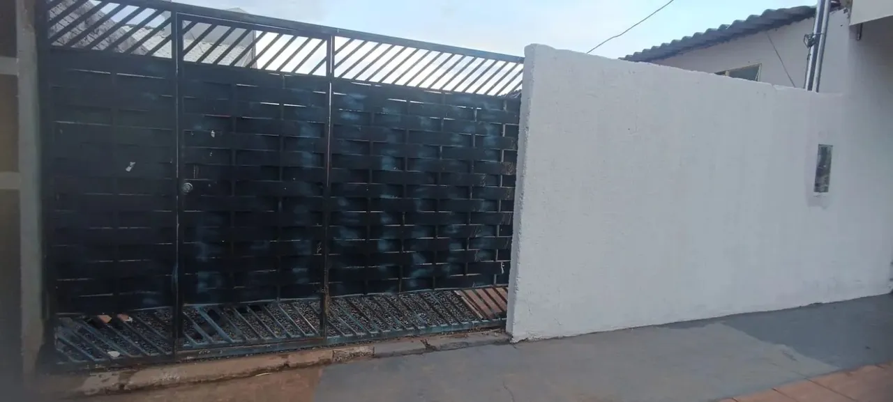 kitnet no Centro oeste incluso agua , luz e IPTU.