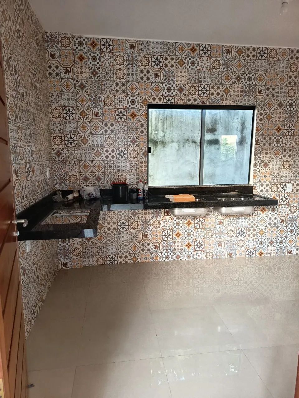VENDE - SE UMA LINDA CASA NA ZONA OESTE  - Foto 4