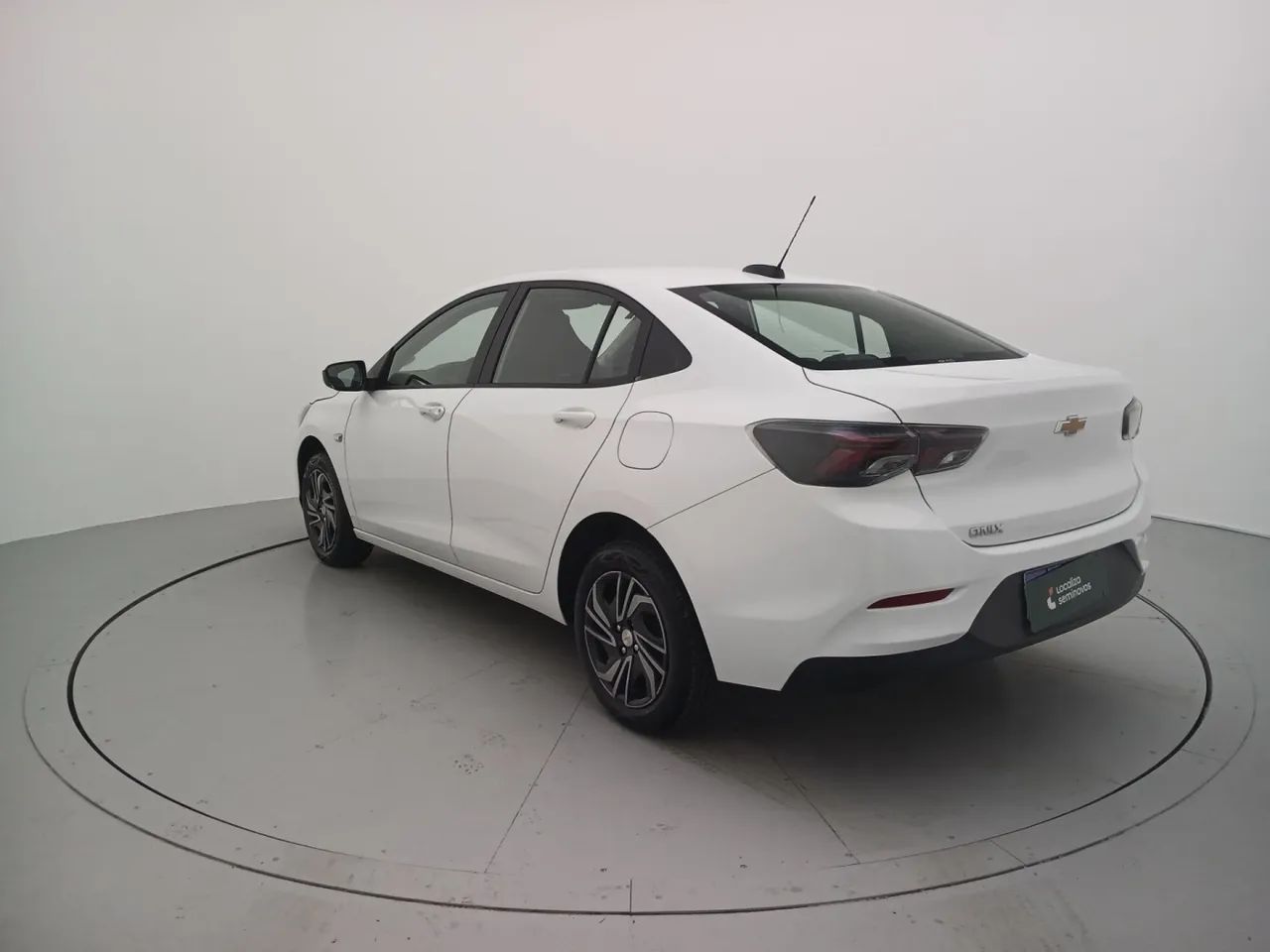 Chevrolet Onix Activ 1.4 8V Flex Aut. 4P, foto 3 de 18