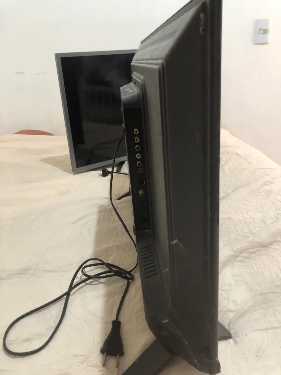 Vendo 2 televisão 32 polegadas Philco e Philips  - Foto 4