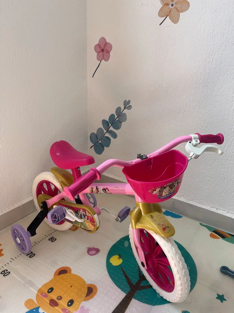 Vendo bicicleta infantil nova