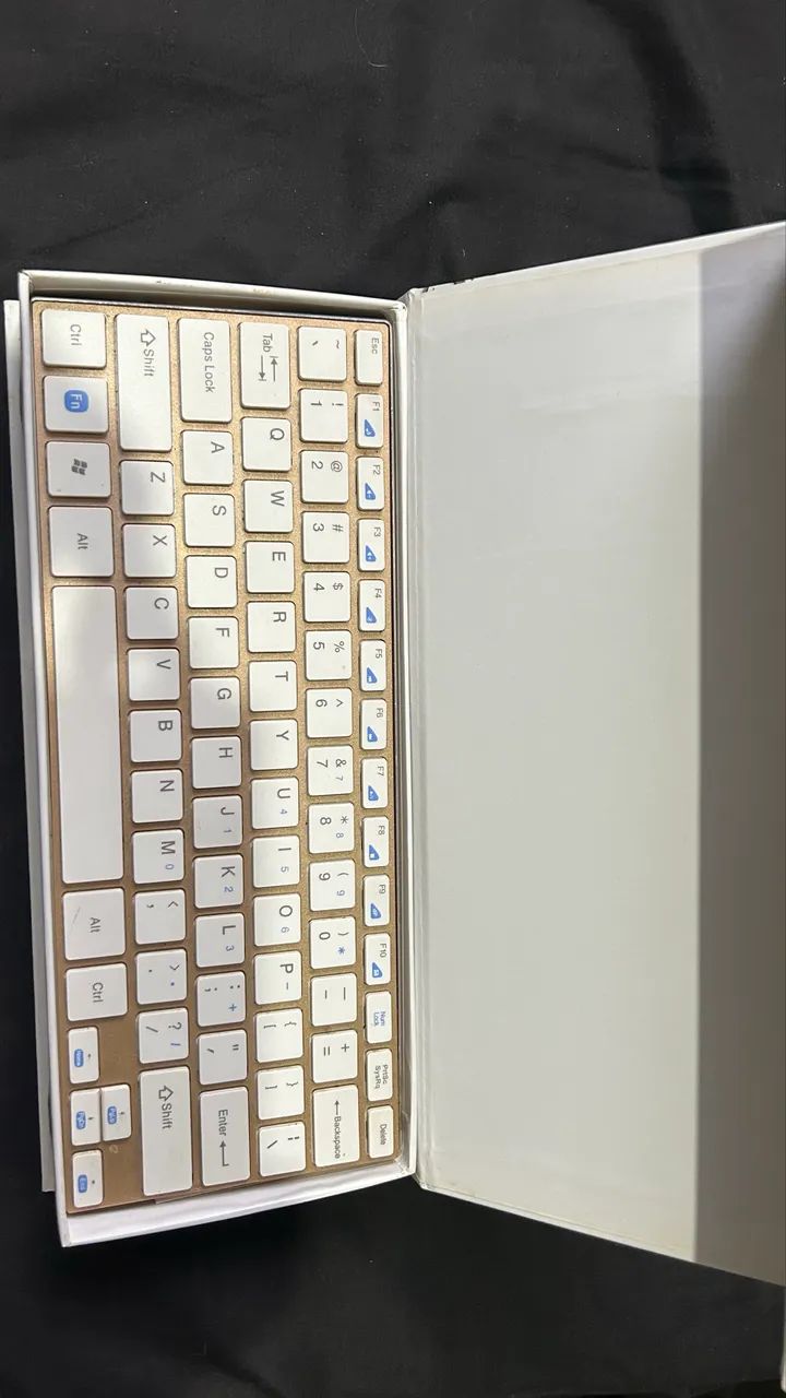 Mini Teclado e Mouse Sem Fio HK-3910 - Foto 2