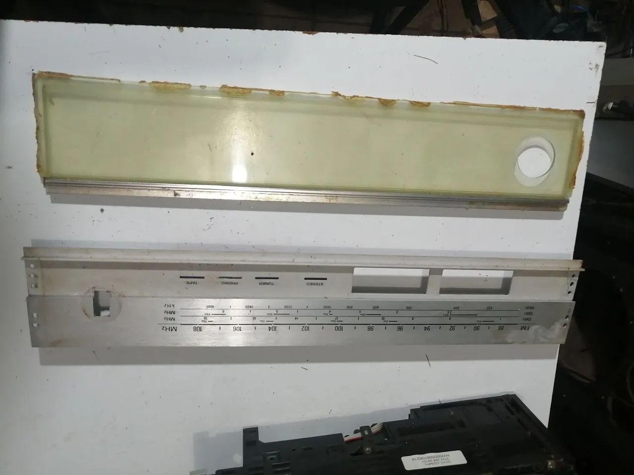 Escala de sintonia frontal e acrílico receiver sony STR 11bs! - Foto 2