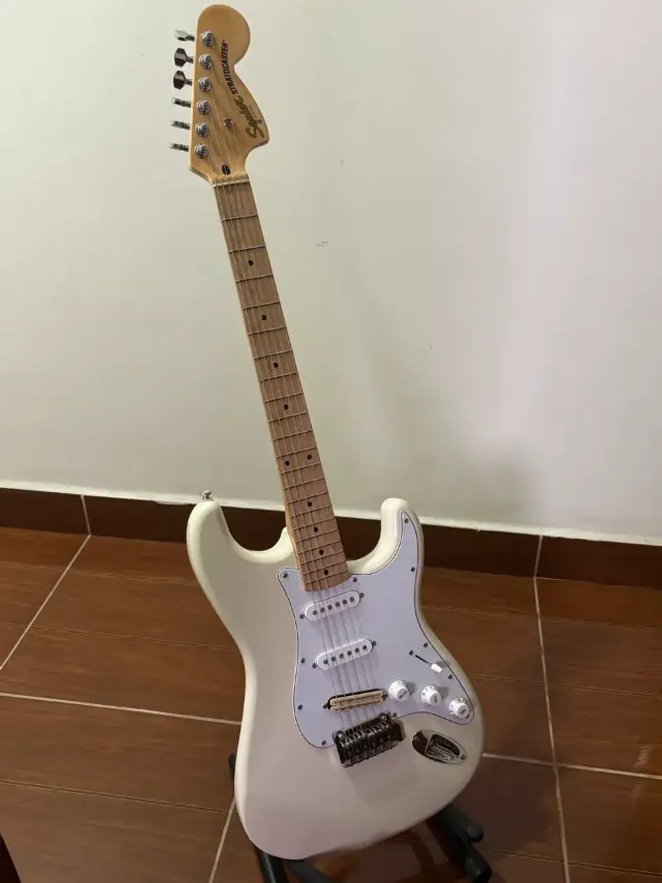 Guitarra Squier Stratocaster (upgrades e regulada) - Foto 2