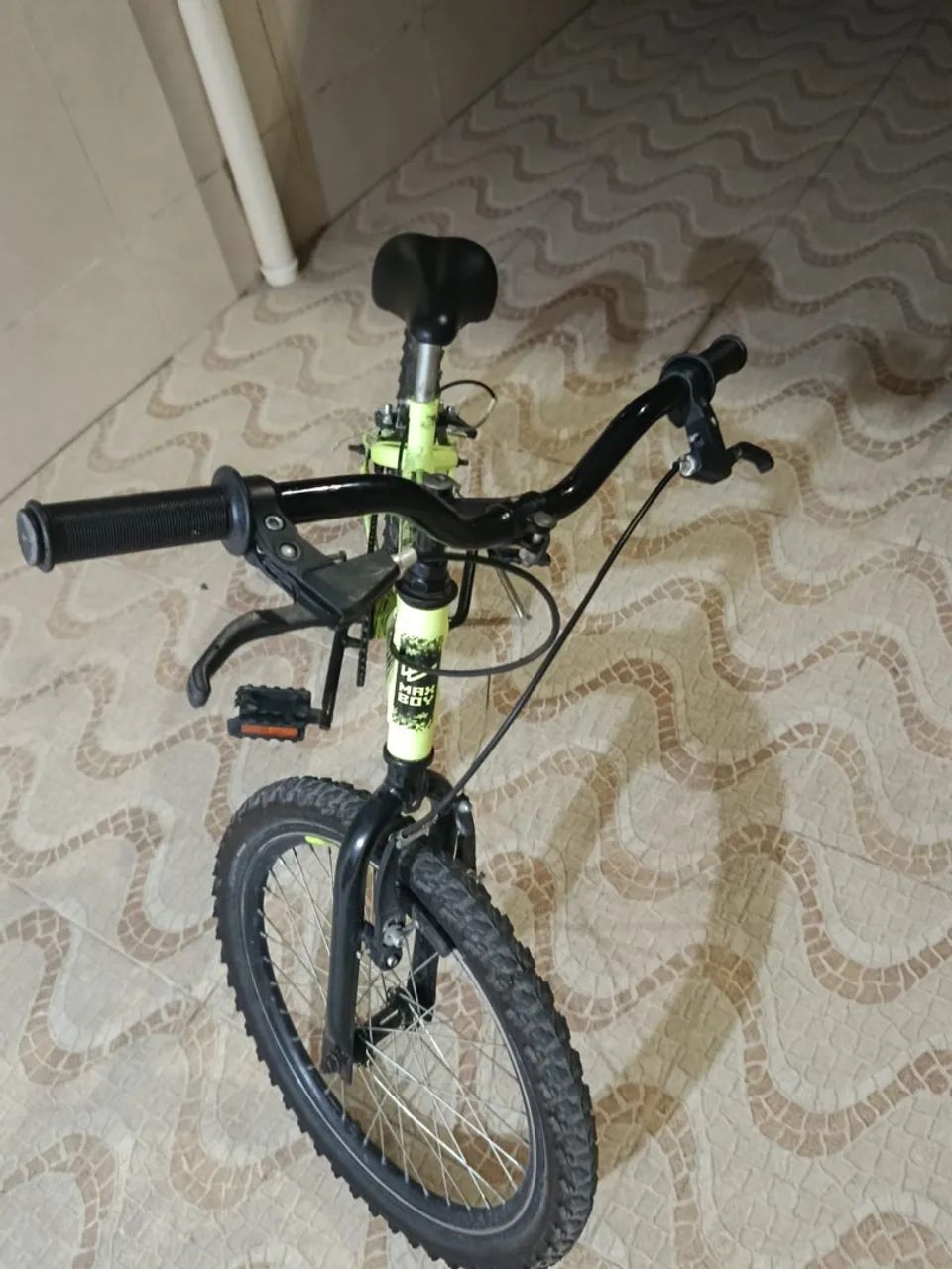 vende-se uma bicicleta aro 20 - Foto 3
