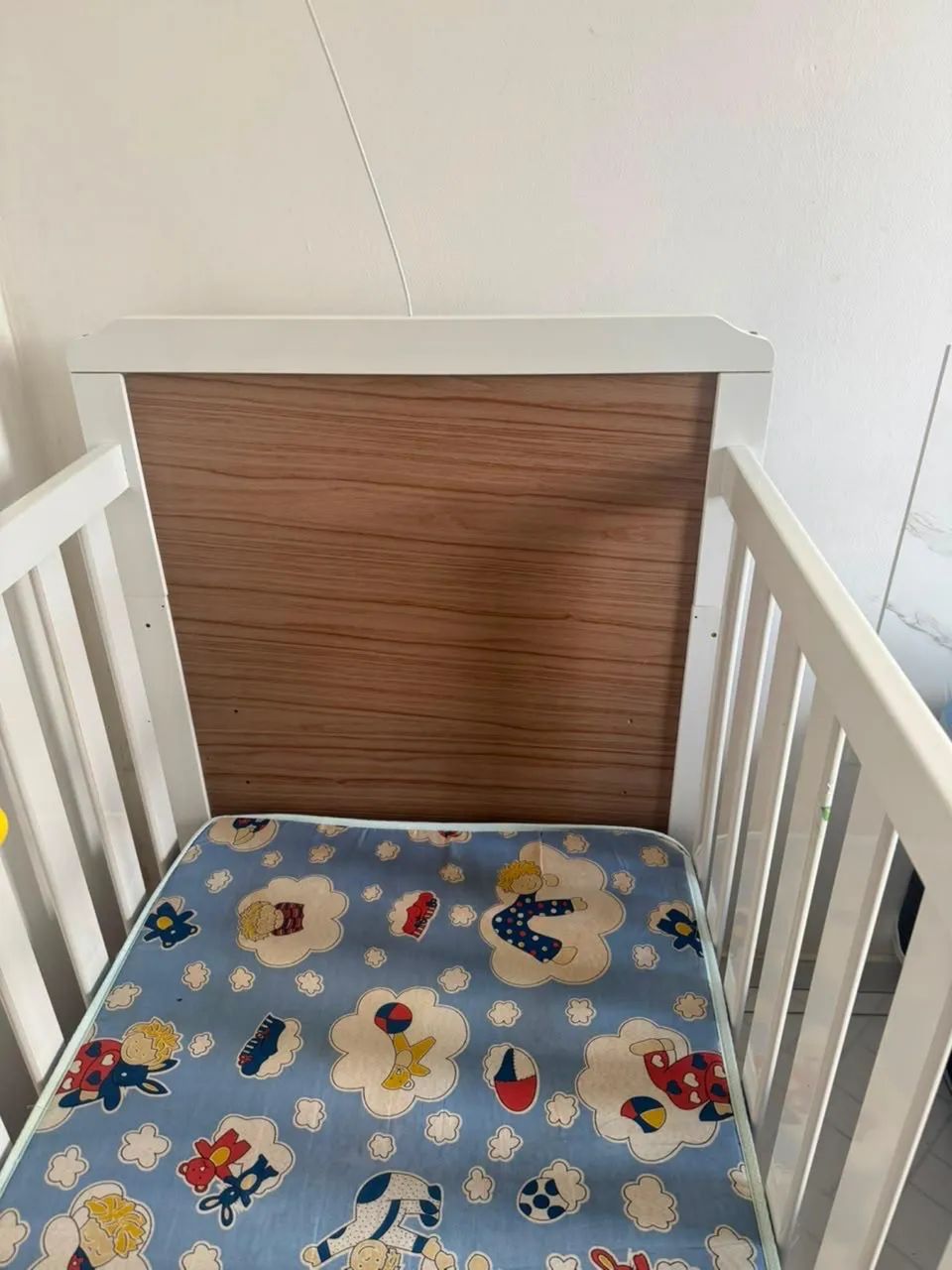 Berço e cama de madeira p bebê/criança - Foto 2