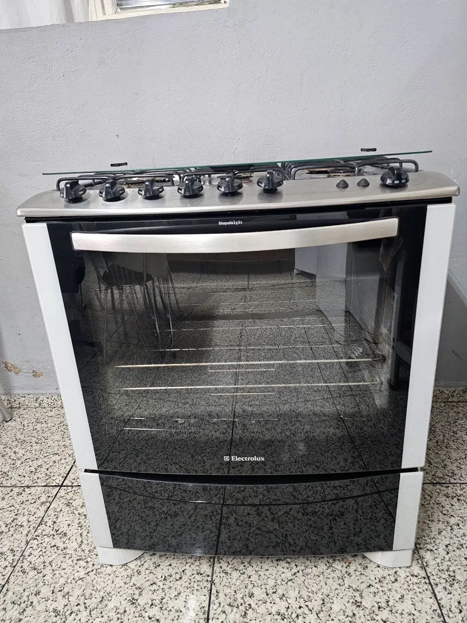 Fogão de Piso Electrolux de 6 bocas 