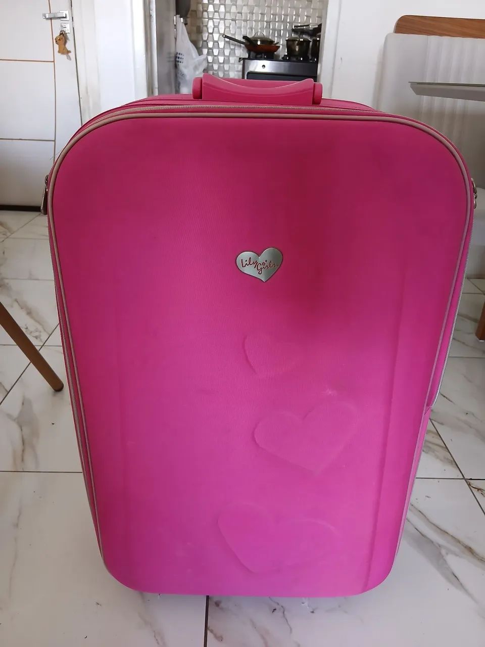 Mala de Viagem disponível para venda