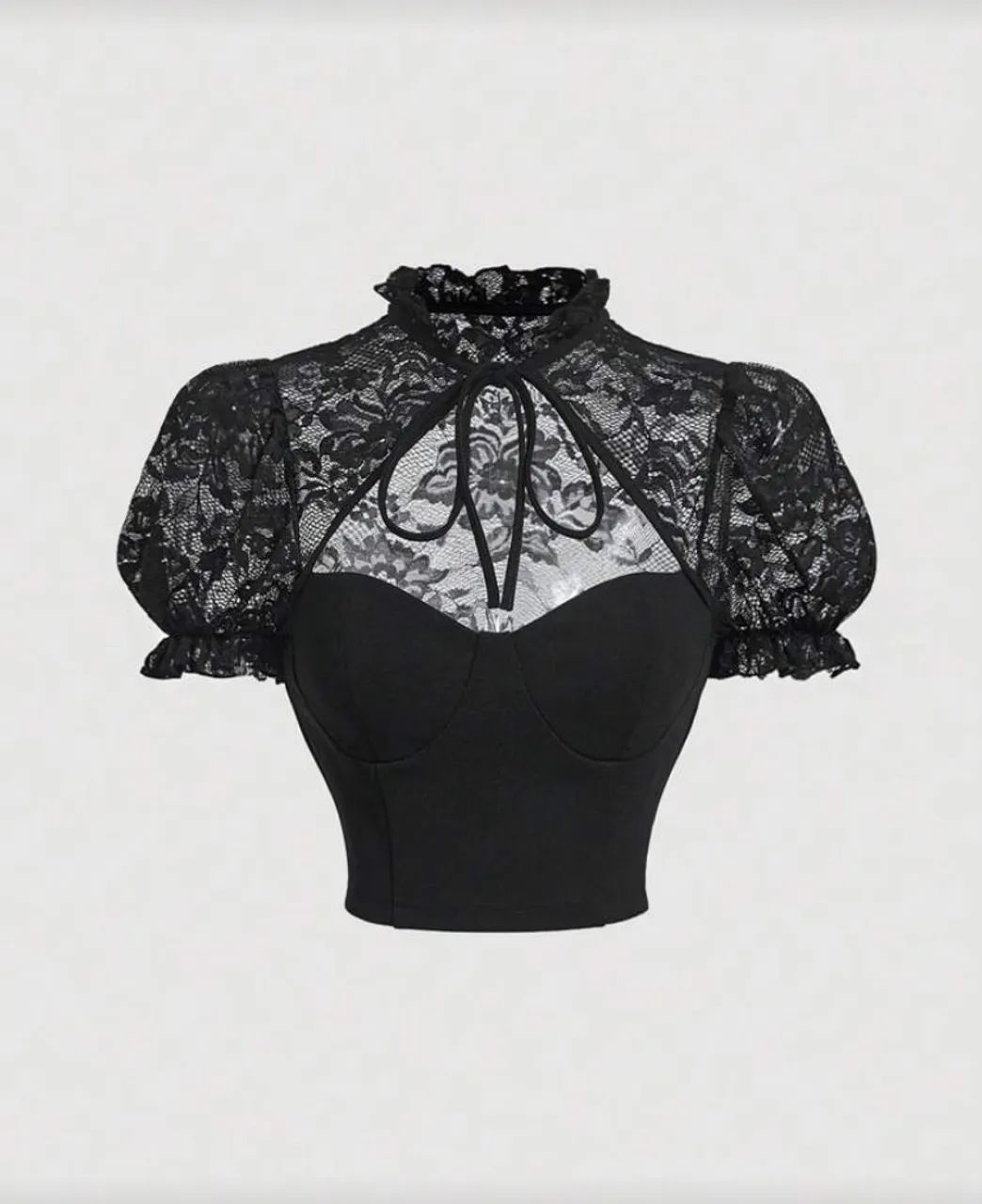 Cropped com renda manga curta