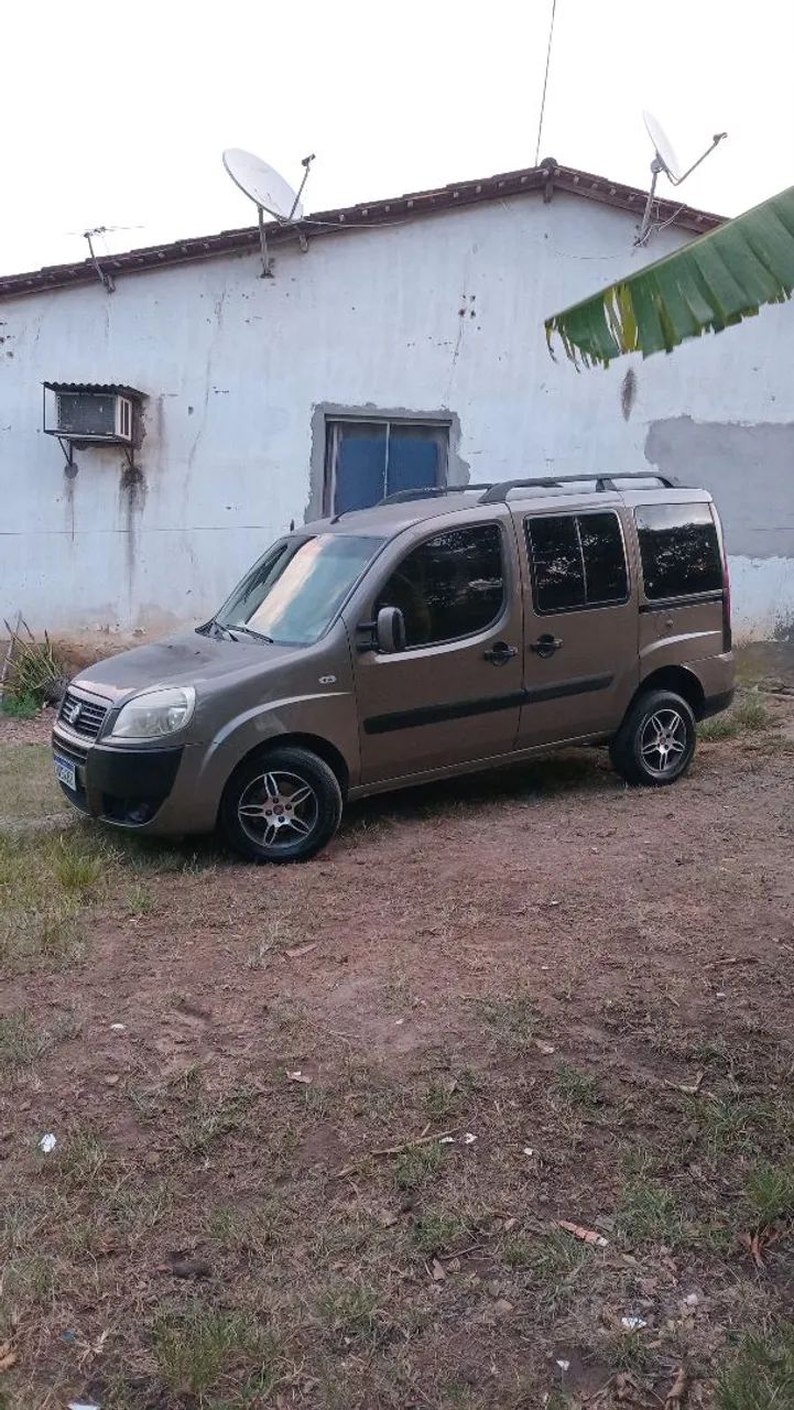 Fiat Doblo Doblo ELX 1.4 mpi Fire Flex 8V 4p 2011