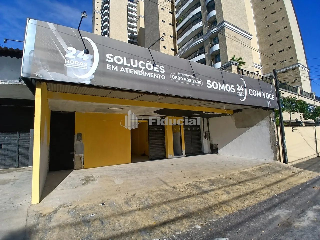 PONTO COMERCIAL PARA ALUGAR NO JOSÉ BONIFACIO Ponto comercial com 150m² com Recepção, 04 S