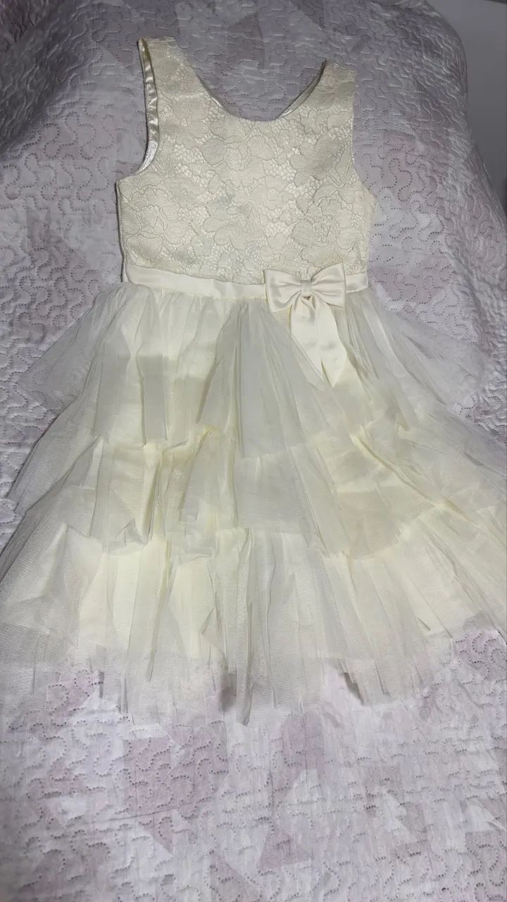 Vestido lindíssimo 9 a 10 anos 