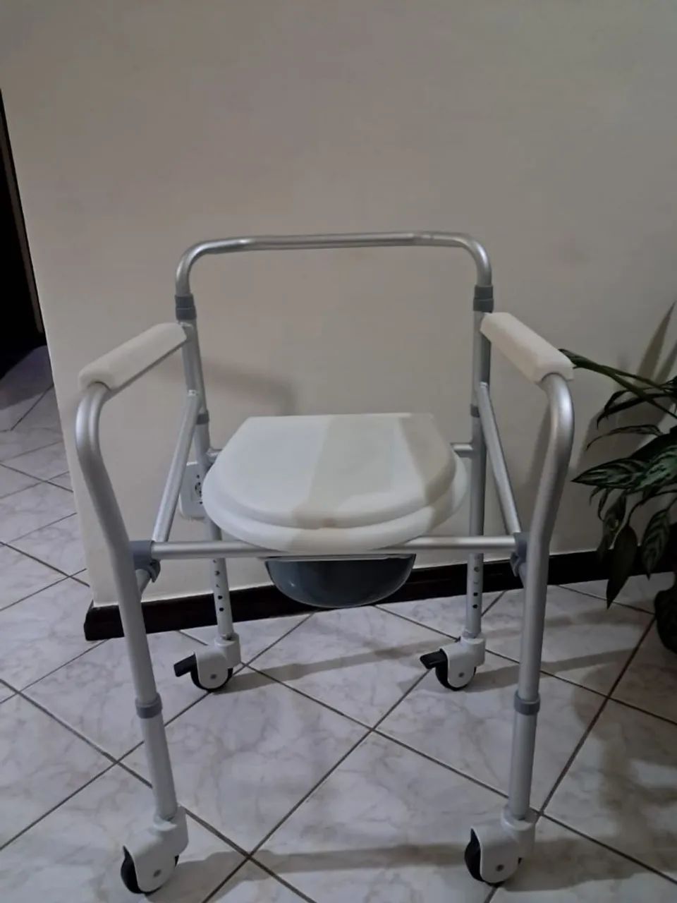 Cadeira de banho Nova