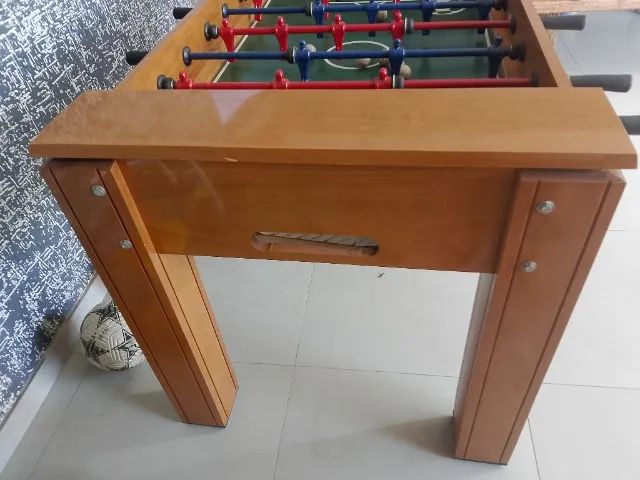 Mesa de Pinbolim de madeira rústica semi Nova  - Foto 3