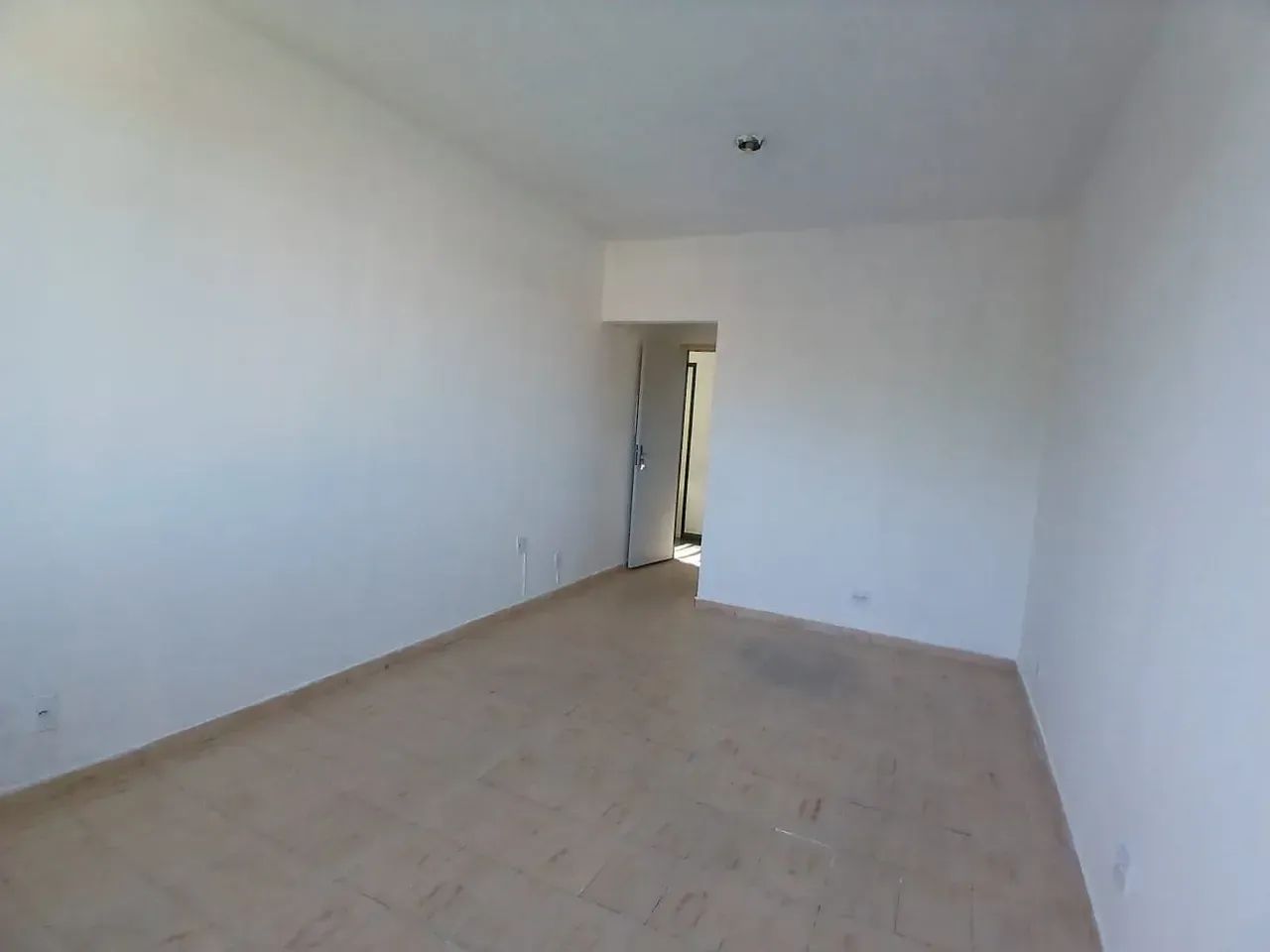 Sala comercial com 20m² no Centro, Barra do Piraí - RJ - Foto 2