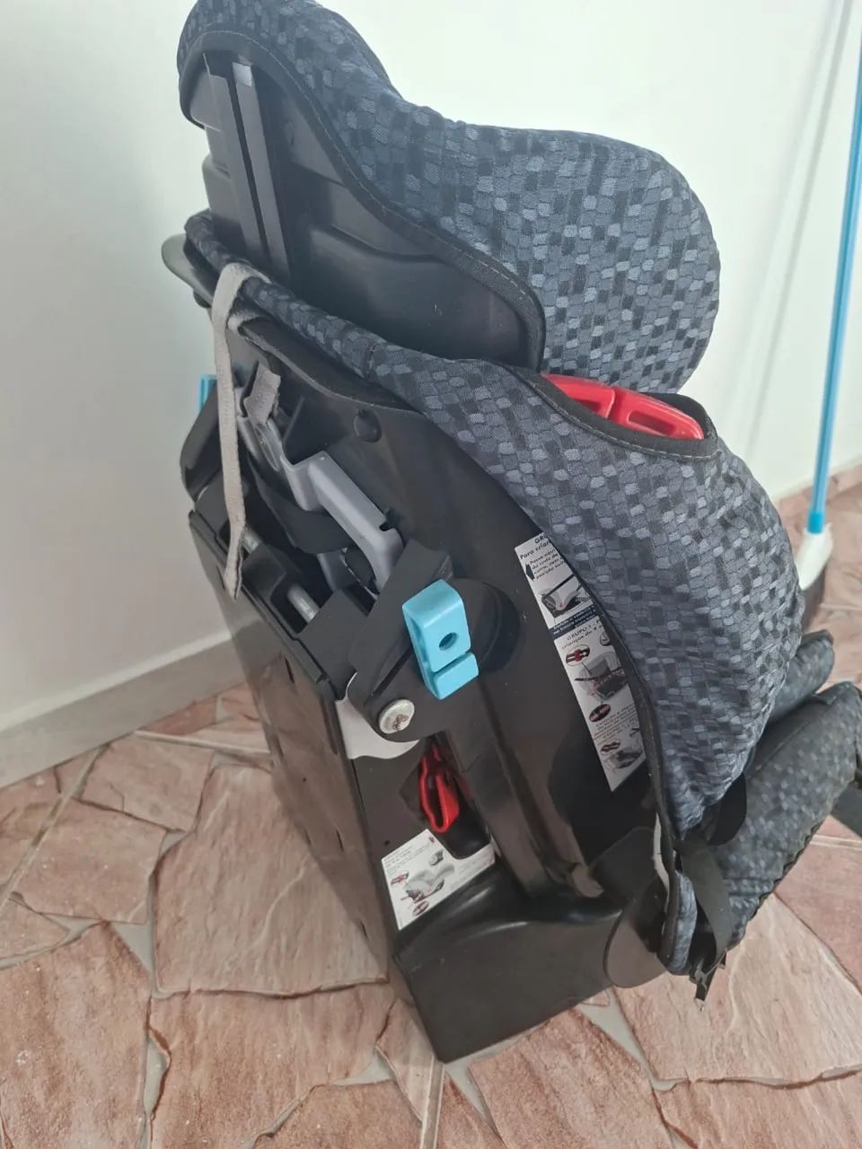 CADEIRINHA E BEBÊ CONFORTO AUTO  MATRIX EVOLUTION BURIGOTTO COR CALIFÓRNIA  - Foto 3