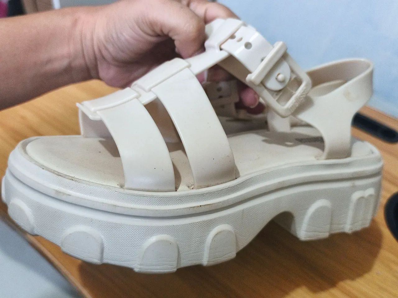 Melissa Ella tamanho 34 plataforma off white  - Foto 3