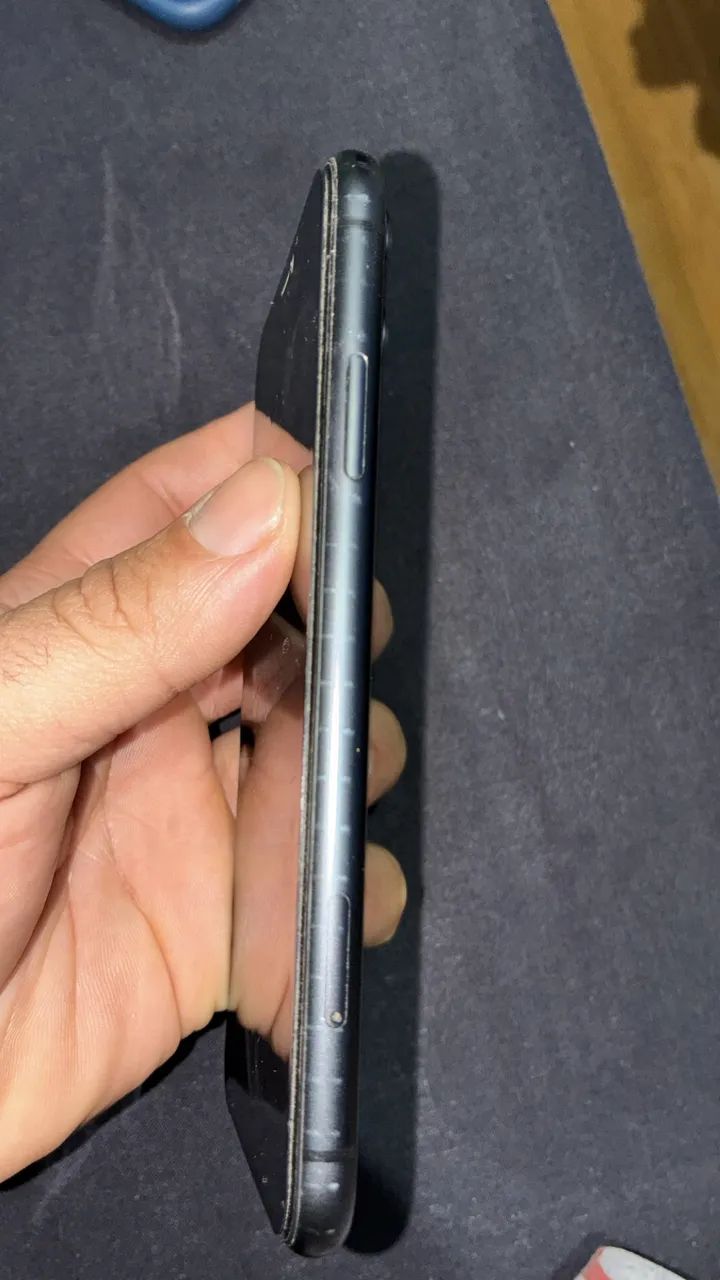 IPHONE 11 64GB - Foto 3