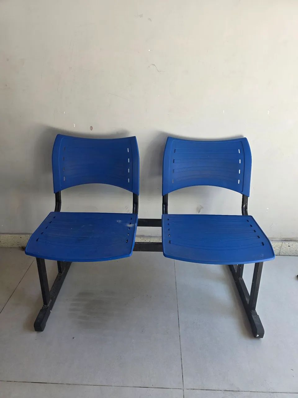 Vendo cadeira em polipropileno