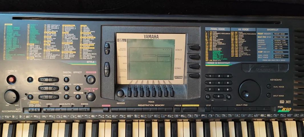 Teclado yamaha PSR-B50