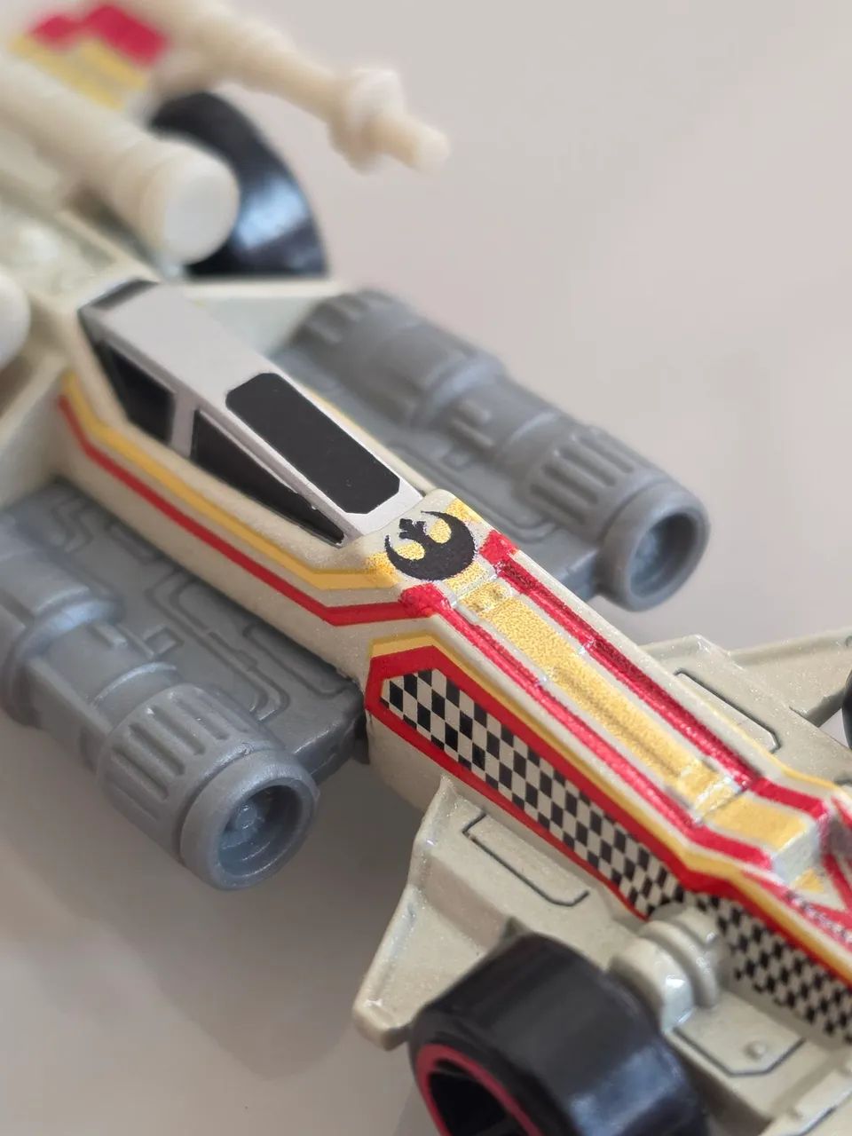 Hotwheels X-Wing Fighter (Star Wars) - Foto 5