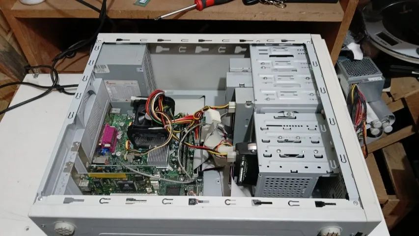Computador antigo pentium 4 - Foto 2