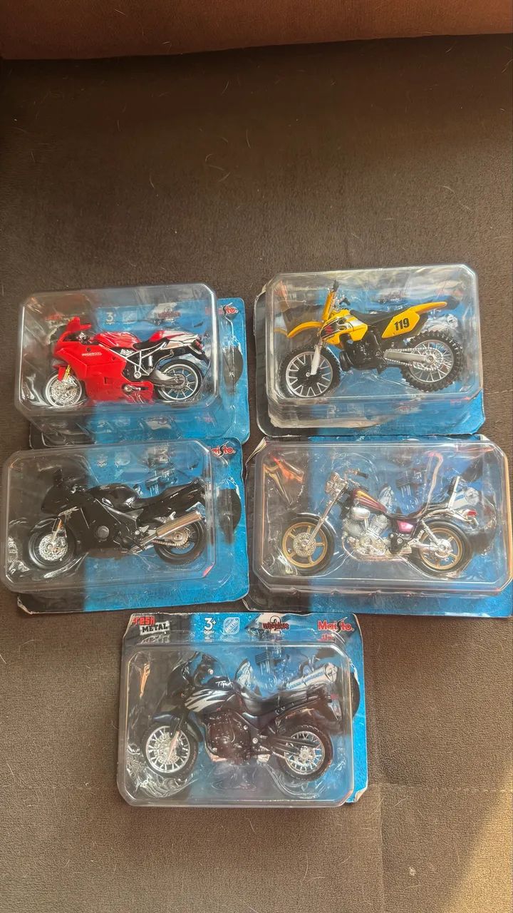 Carros e motos de colecionador 