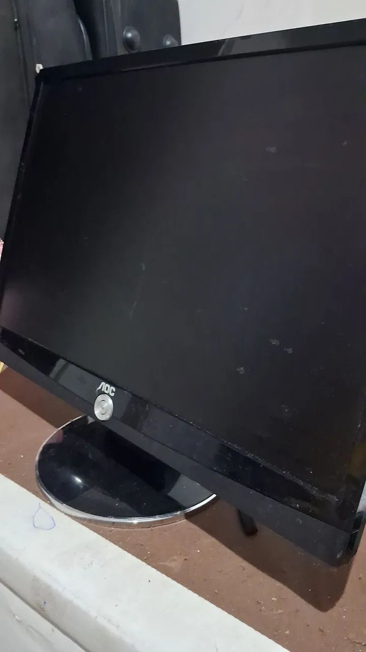 Monitor AOC 22' 2217 - Foto 2