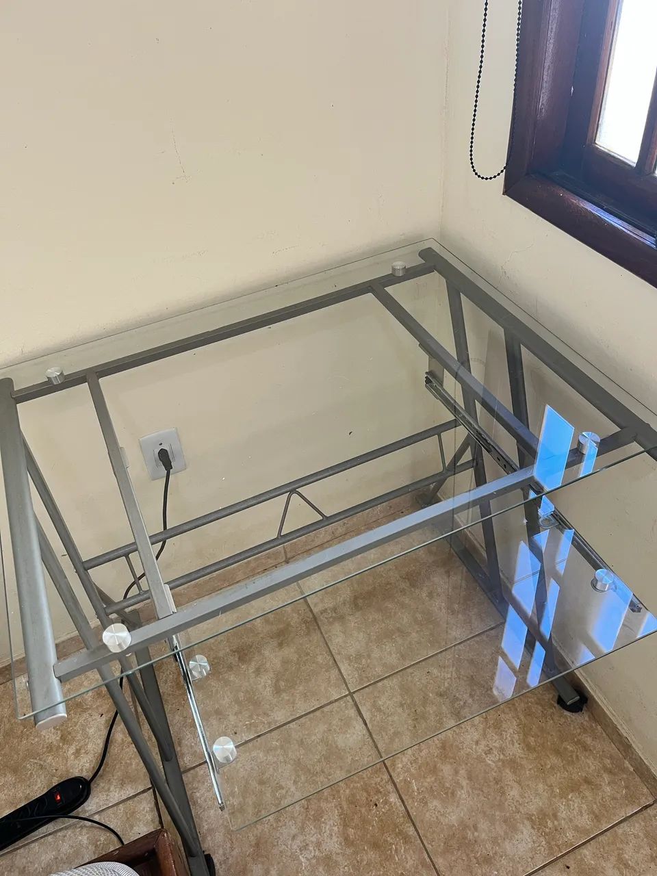 Glass Desk65578337501825123