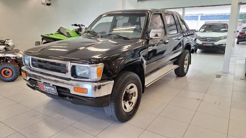 Toyota Hilux CD SR5 4X4 2.8 Diesel 2000