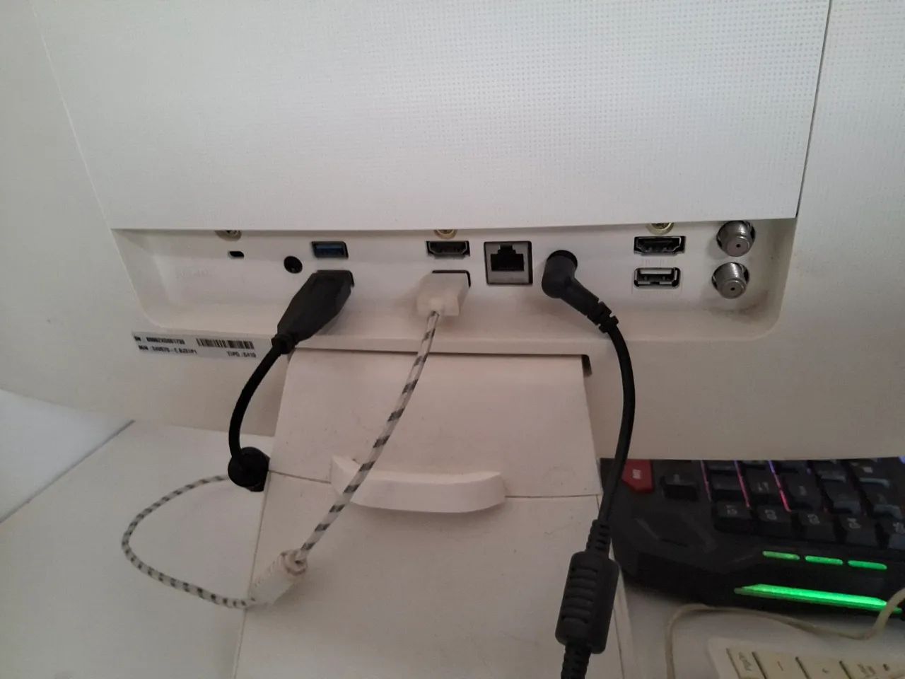 Computador All in One HP i5 Branco - Tela Full HD com Função TV(troco em um iPhone ). - Foto 3